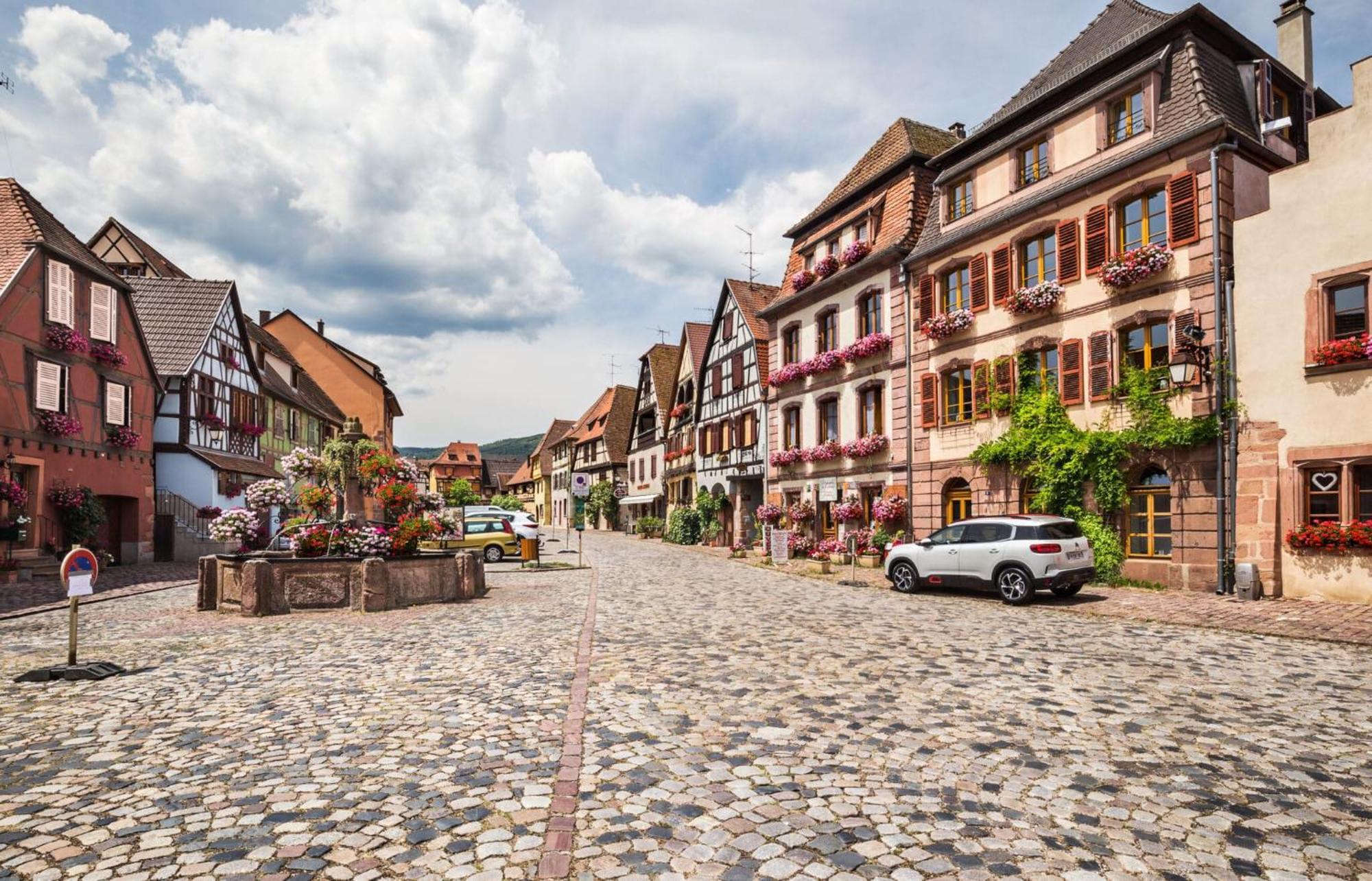 Appartements Duplex 3 Et 4 Personnes - Climatisation - Village Elu Parmi Les "Plus Beaux Villages De France" - Route Des Vins - Centre Alsace Bergheim Luaran gambar