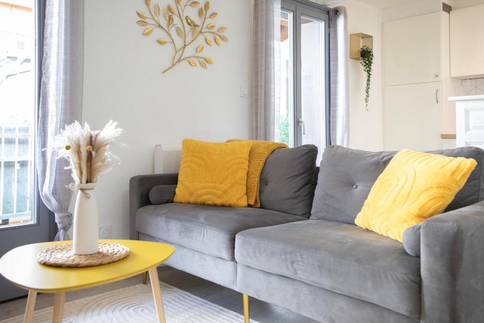 Appartements Duplex 3 Et 4 Personnes - Climatisation - Village Elu Parmi Les "Plus Beaux Villages De France" - Route Des Vins - Centre Alsace Bergheim Luaran gambar